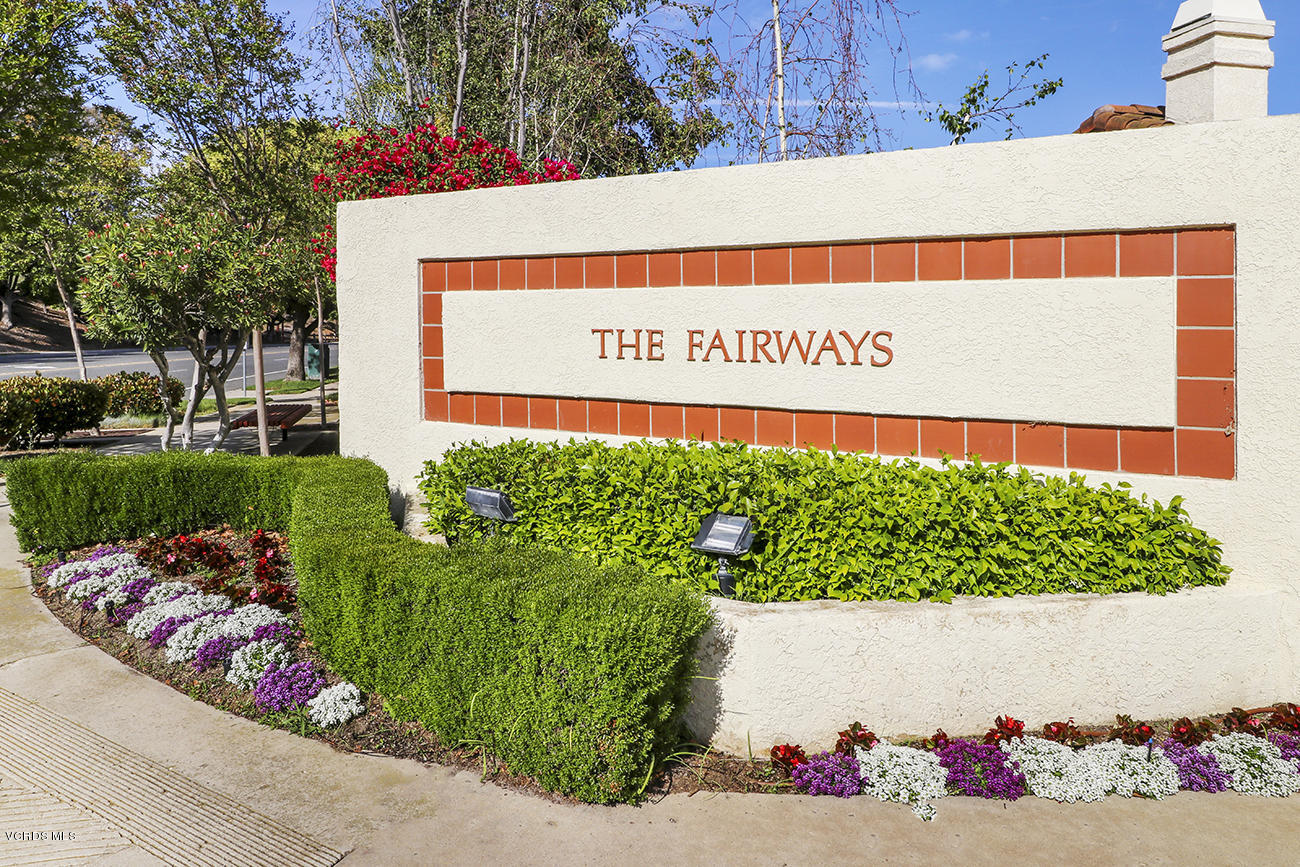 851 Congressional Road Simi Valley, CA 93065 - Photo 2 of 28 a sign on the side of the road