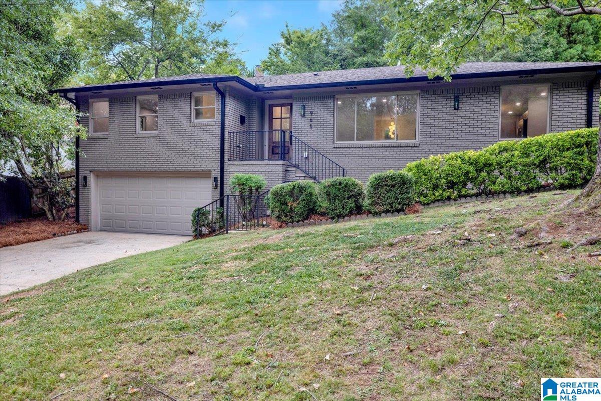 965 Conroy Road Birmingham, AL 35222 - Photo 2 of 36