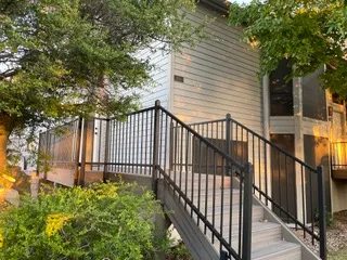 $3,000 | 155 World Of Tennis Square, Unit 155, Lakeway, TX 78738