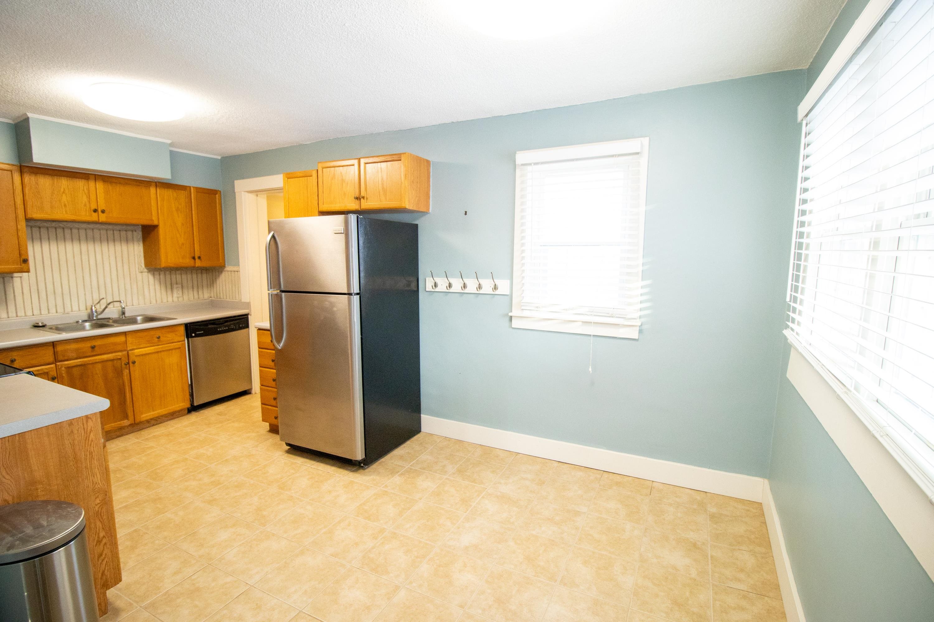 2490 Ruth Drive Fenton, MI 48430 - Photo 5 of 27