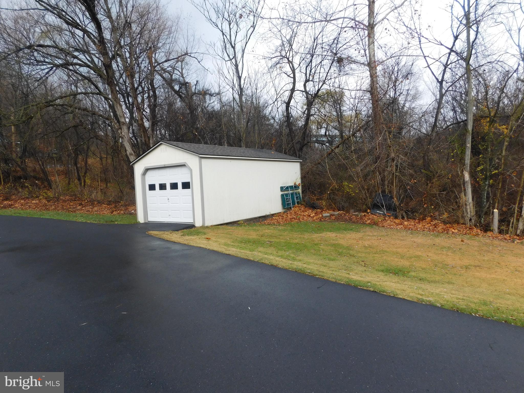 19 Ort Valley Road Lewistown, PA 17044 - Photo 3 of 7 Gallery Image 3