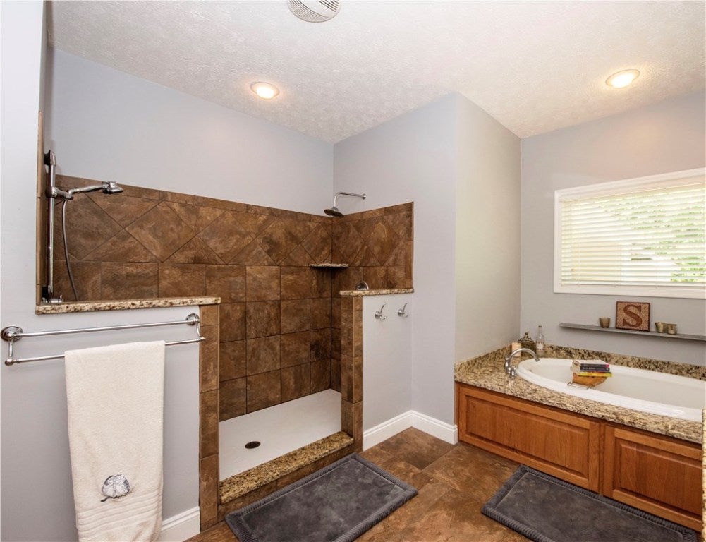 615 Deer Run Road Auburn, AL 36832 - Photo 13 of 29 Gallery Image 13
