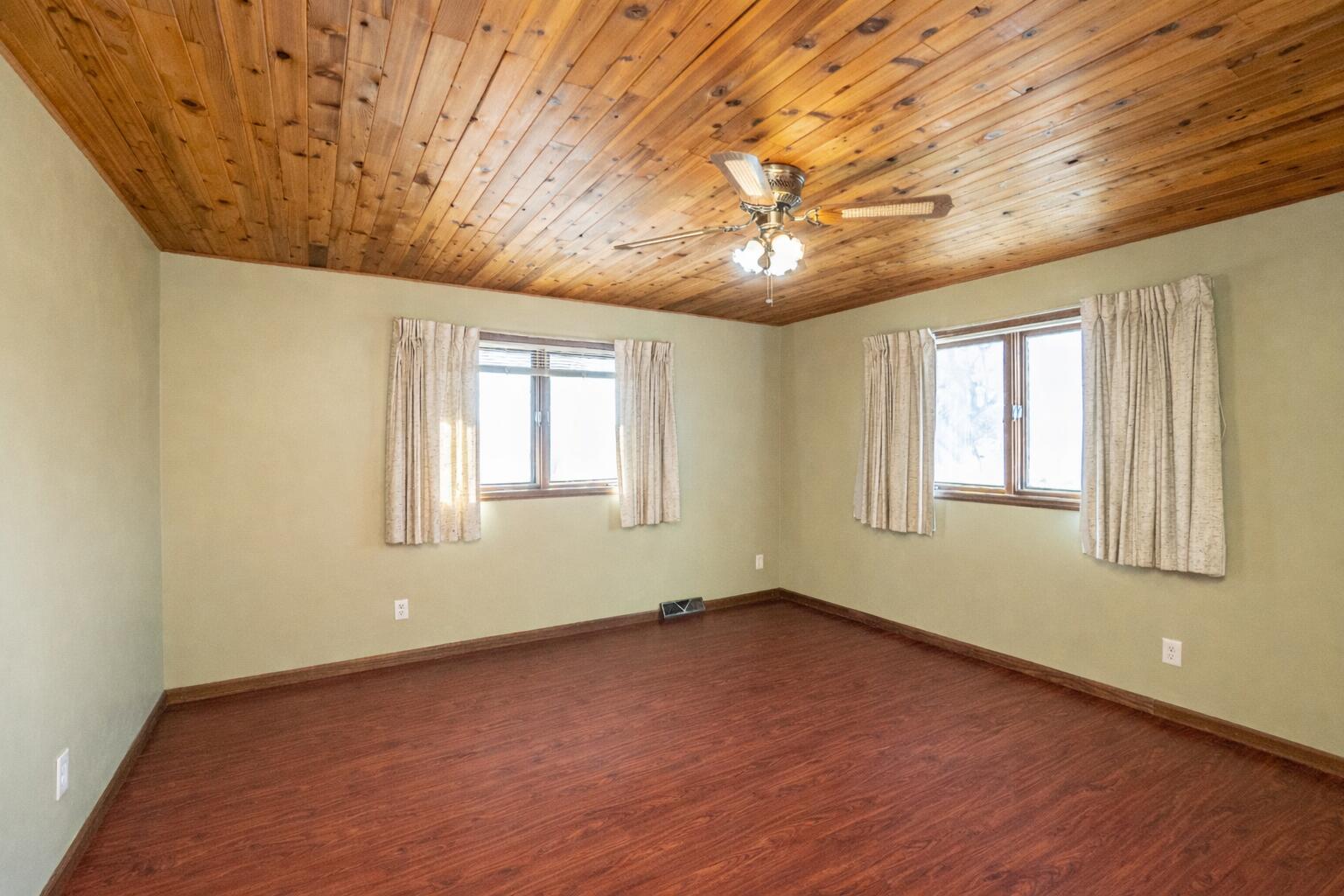 6372 Wildlife Road Addison, WI 53002 - Photo 13 of 47 Master