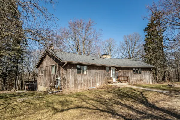 $499,900 | 6372 Wildlife Road, Addison, WI 53002