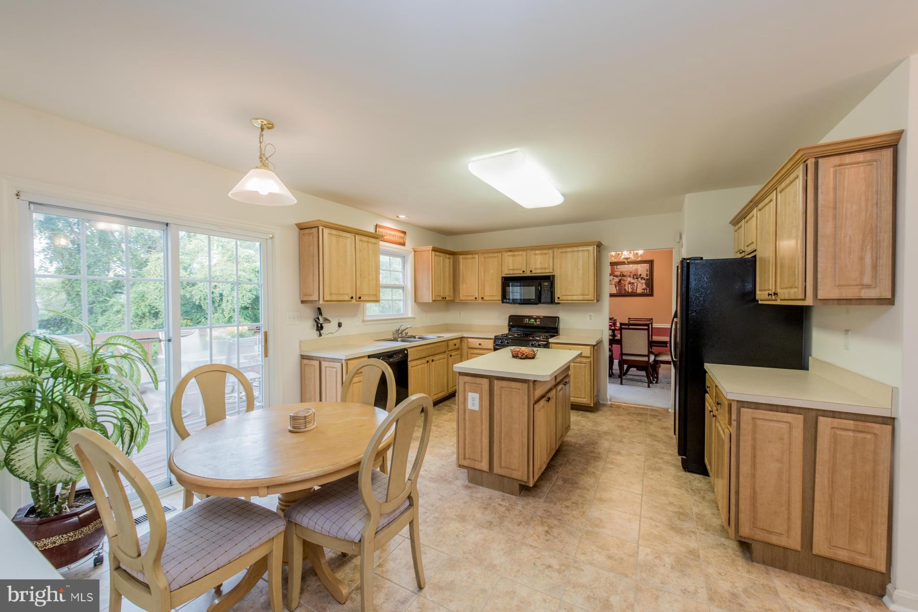9735 Eustice Road Randallstown, MD 21133 - Photo 4 of 30 Kitchen