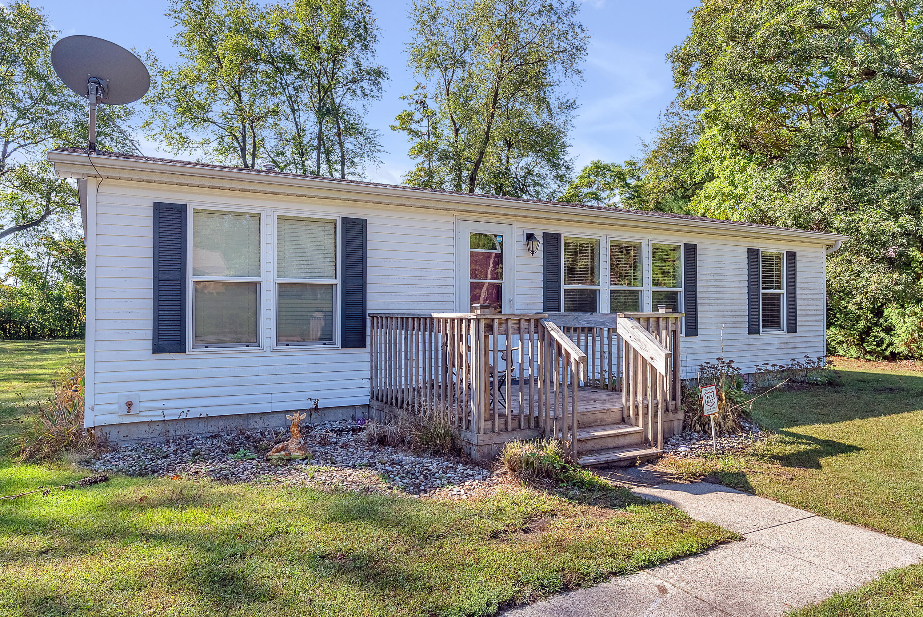 99 East Carter Street Wheatfield, IN 46392 - Photo 3 of 17 3000x2007