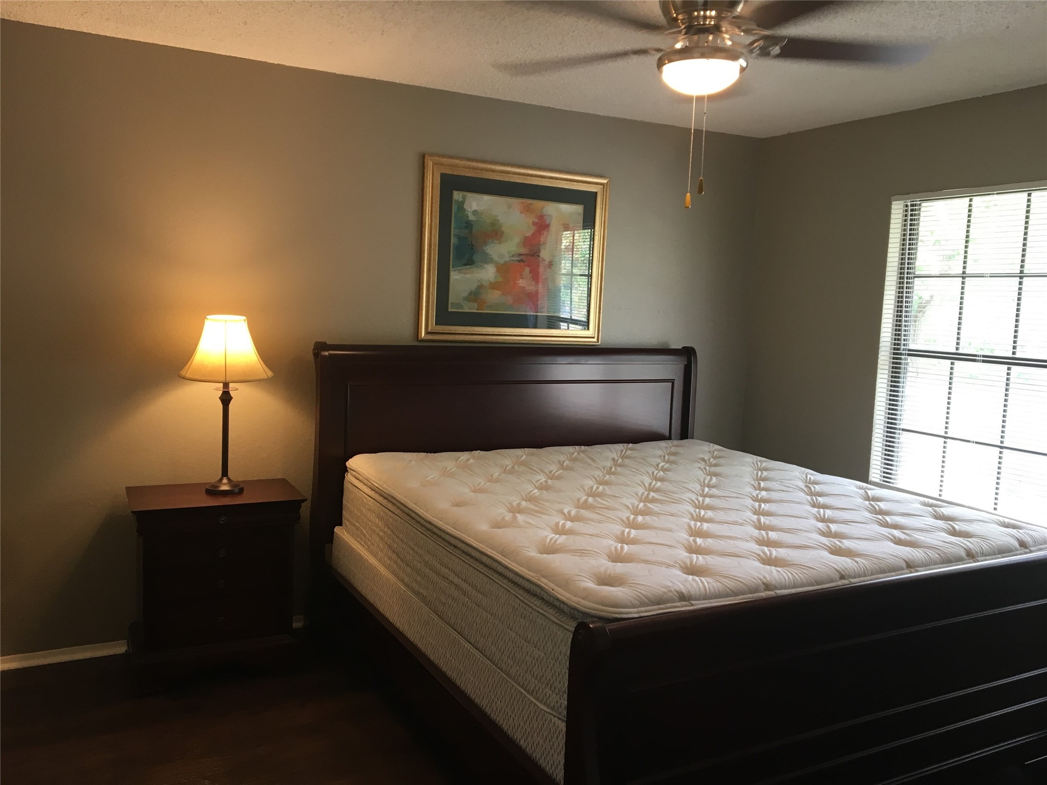 1601 Meadowview Drive Port Lavaca, TX 77979 - Photo 33 of 38 a bedroom with a bed and a window