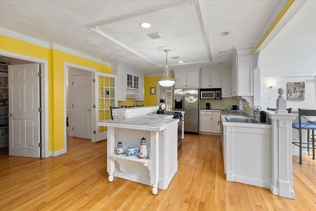 254 Ipswich Road Boxford, MA 01921 - Photo 12 of 41