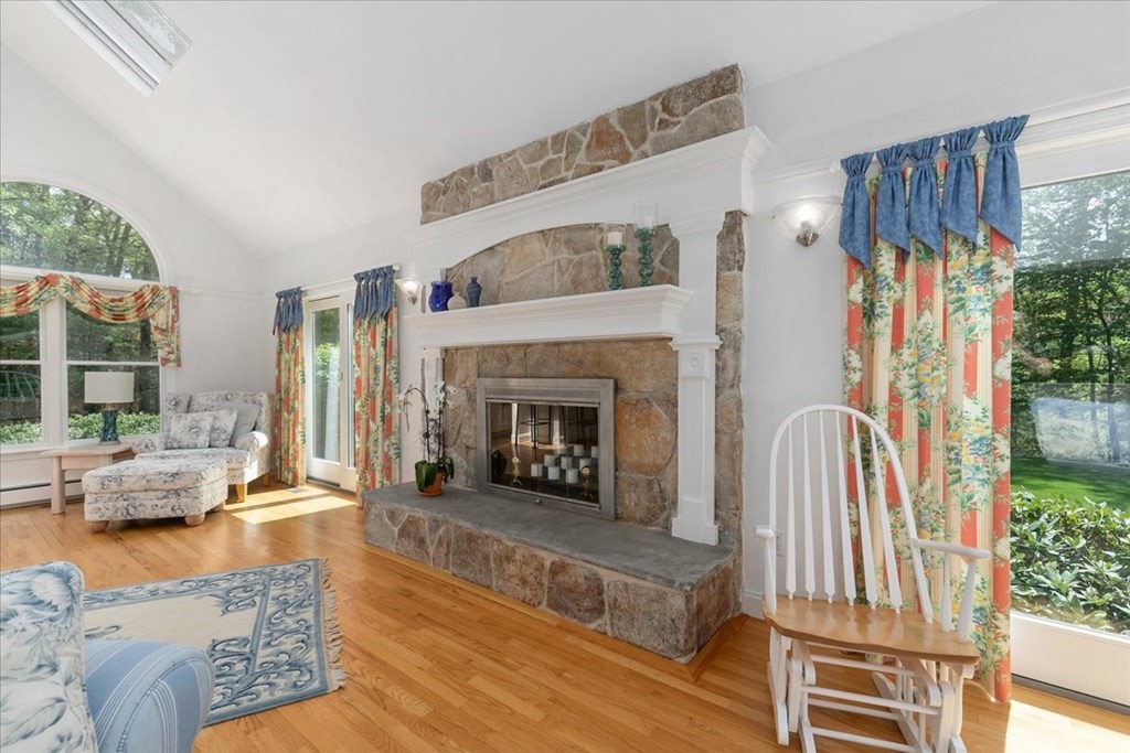 254 Ipswich Road Boxford, MA 01921 - Photo 4 of 41