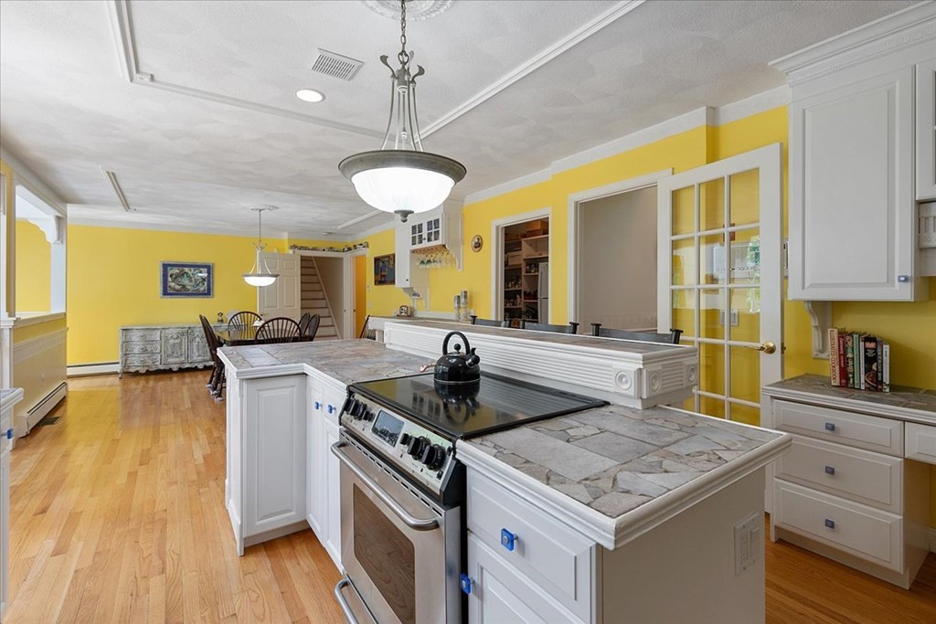 254 Ipswich Road Boxford, MA 01921 - Photo 10 of 41