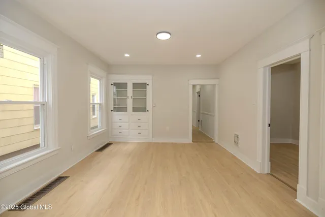 $375,000 | 39 Fehr Avenue, Schenectady, NY 12304