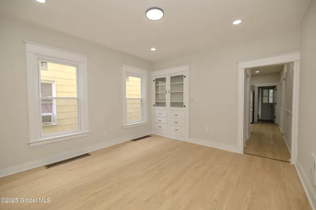 $375,000 | 39 Fehr Avenue, Schenectady, NY 12304