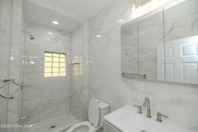 $375,000 | 39 Fehr Avenue, Schenectady, NY 12304