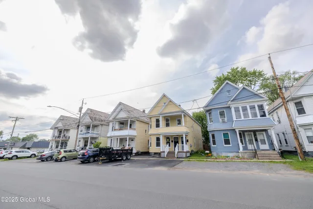 $375,000 | 39 Fehr Avenue, Schenectady, NY 12304