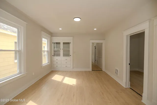 $375,000 | 39 Fehr Avenue, Schenectady, NY 12304