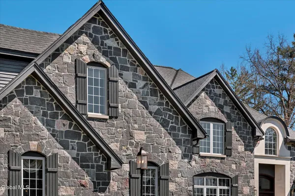 $1,600,000 | 5 Old English Road, New Scotland, NY 12159