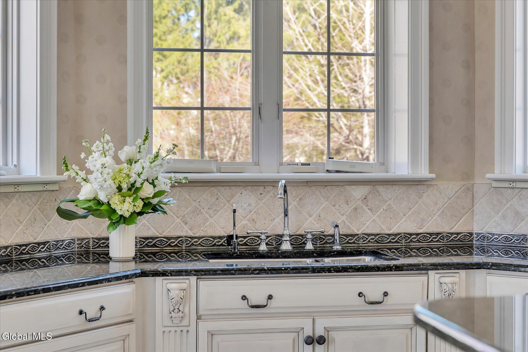 5 Old English Road New Scotland, NY 12159 - Photo 28 of 61 Kitchen