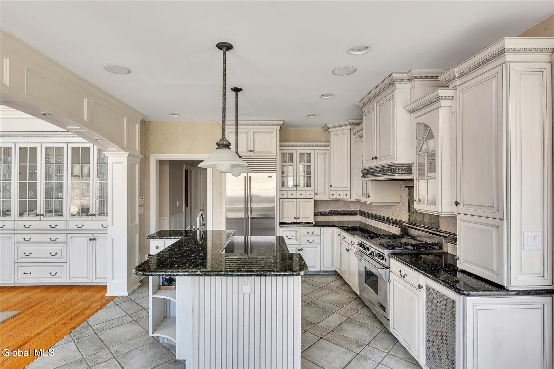 5 Old English Road New Scotland, NY 12159 - Photo 29 of 61 Kitchen