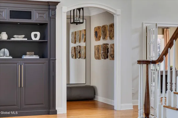 $1,600,000 | 5 Old English Road, New Scotland, NY 12159