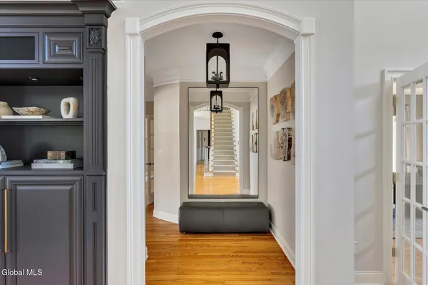 $1,600,000 | 5 Old English Road, New Scotland, NY 12159