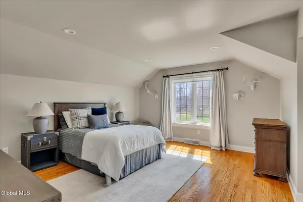 $1,600,000 | 5 Old English Road, New Scotland, NY 12159