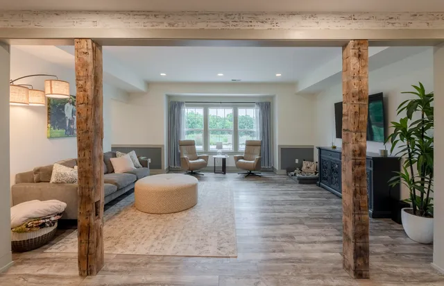 $1,390,000 | 7851 108th Street, Middleville, MI 49333