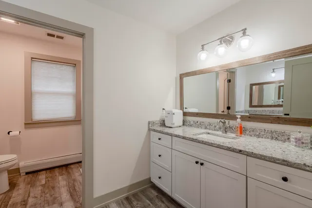 $1,390,000 | 7851 108th Street, Middleville, MI 49333