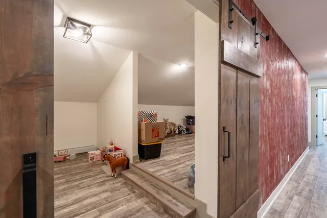 $1,390,000 | 7851 108th Street, Middleville, MI 49333