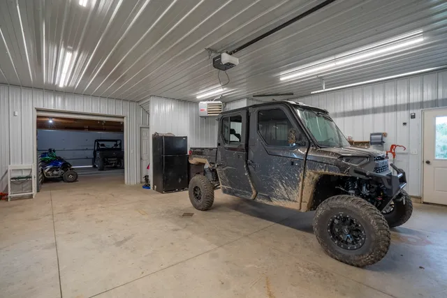 $1,390,000 | 7851 108th Street, Middleville, MI 49333