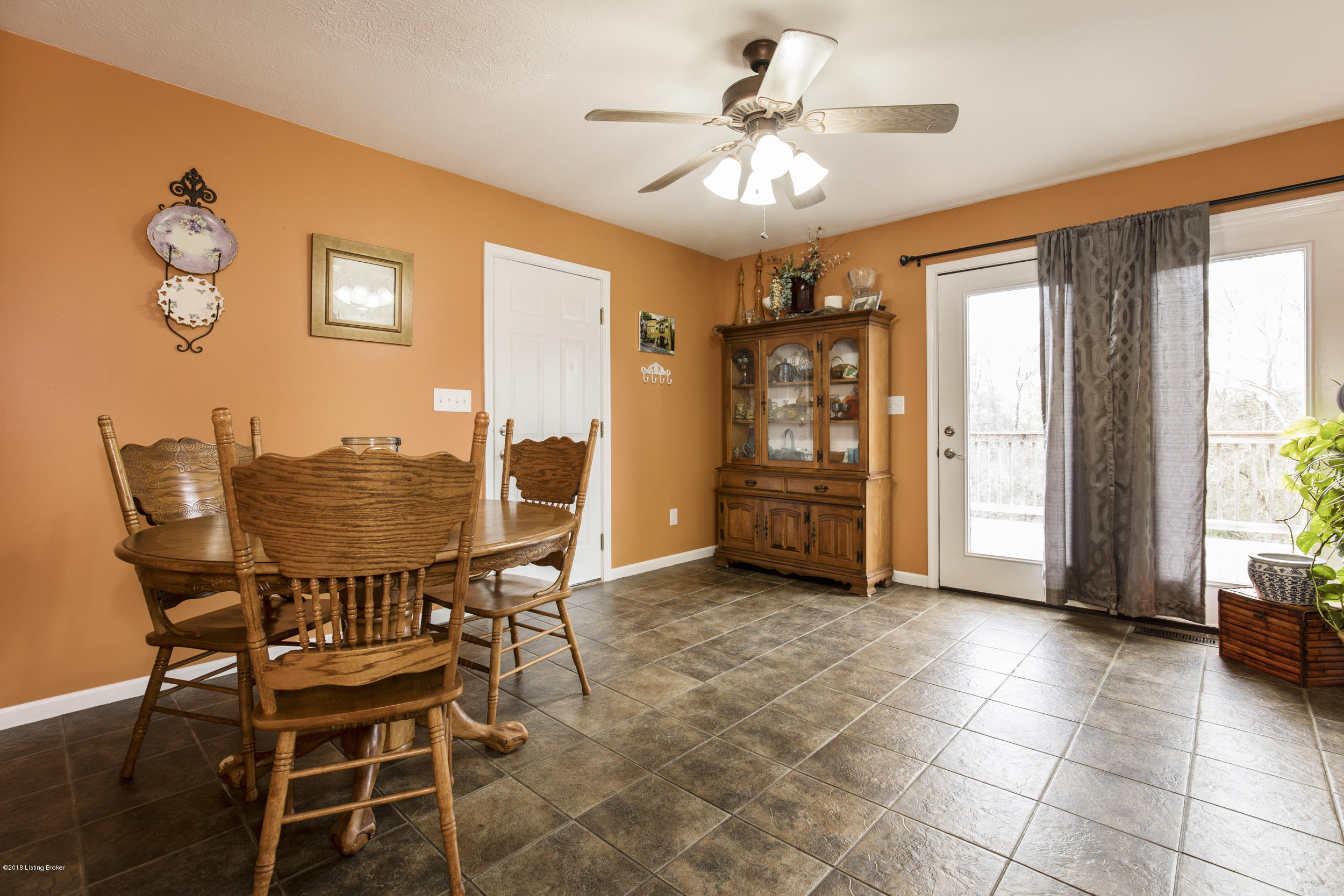 388 Bart Smith Road Smithfield, KY 40068 - Photo 13 of 45 13-dining