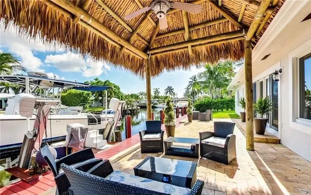 $1,129,000 | 361 Southeast 9th Court, Pompano Beach, FL 33060