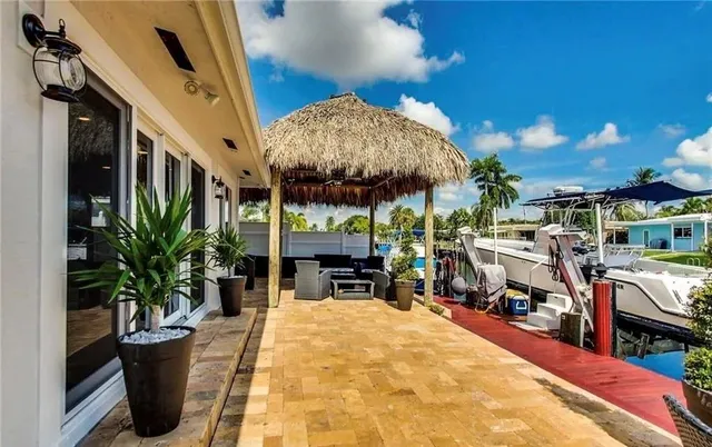 $1,129,000 | 361 Southeast 9th Court, Pompano Beach, FL 33060