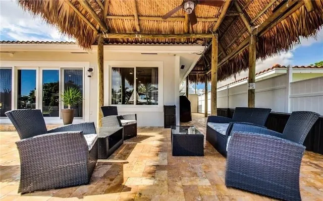 $1,129,000 | 361 Southeast 9th Court, Pompano Beach, FL 33060