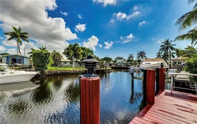 $1,129,000 | 361 Southeast 9th Court, Pompano Beach, FL 33060
