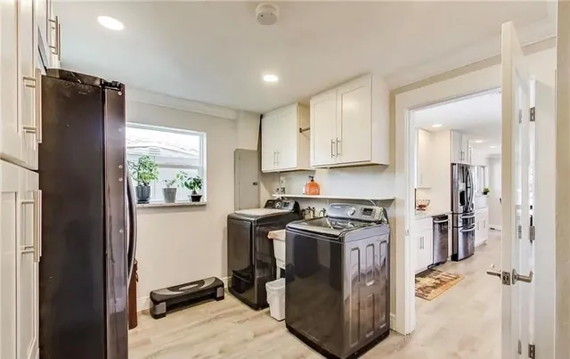 $1,129,000 | 361 Southeast 9th Court, Pompano Beach, FL 33060