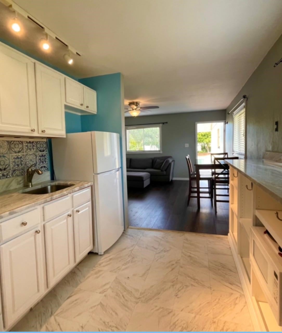 8127 Country Road, Unit 203 Fort Myers, FL 33919 - Photo 10 of 13 Gallery Image 10