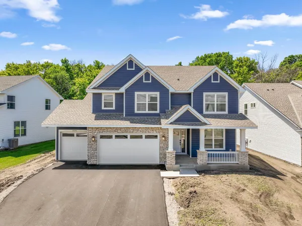 $735,800 | 2694 Aspen Drive, Shakopee, MN 55379