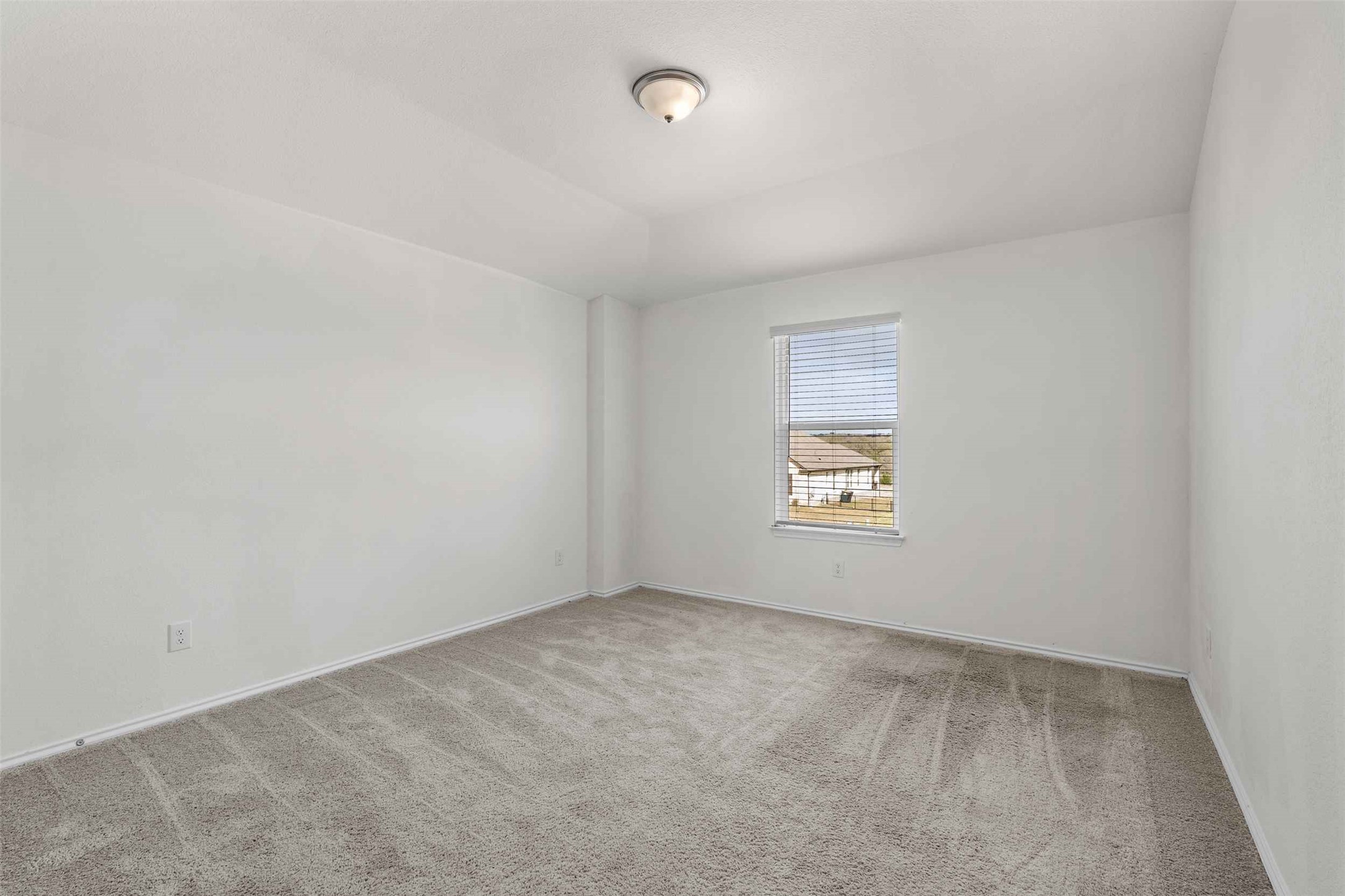 116 Kyndals Meadow Cove Georgetown, TX 78628 - Photo 19 of 36