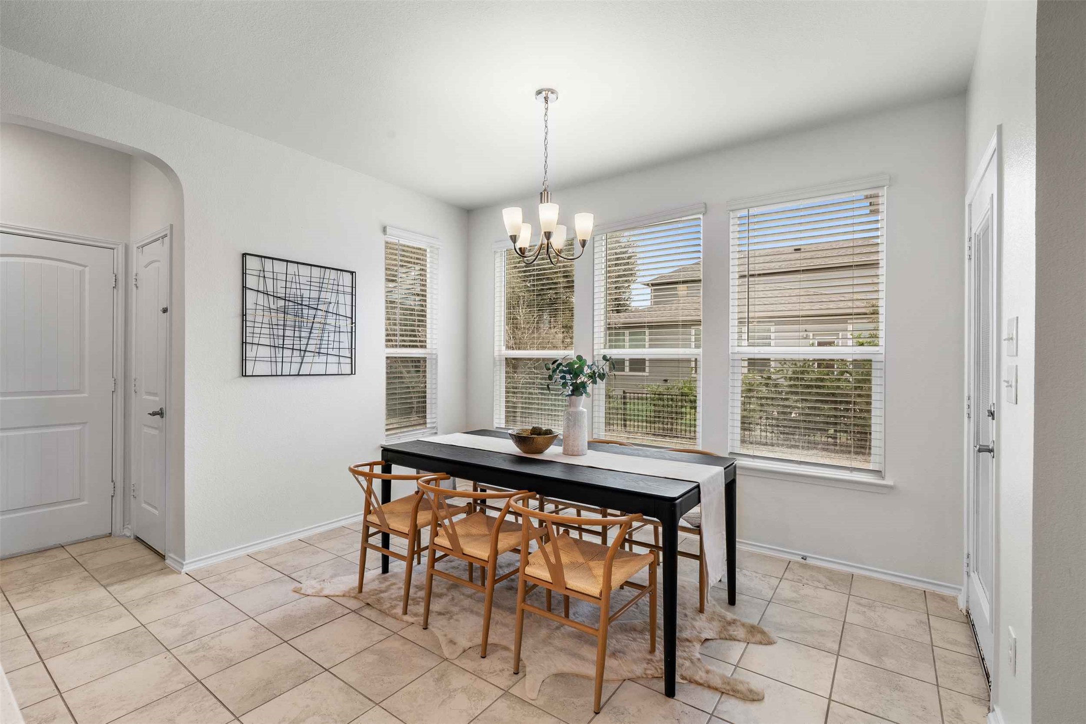 116 Kyndals Meadow Cove Georgetown, TX 78628 - Photo 7 of 36