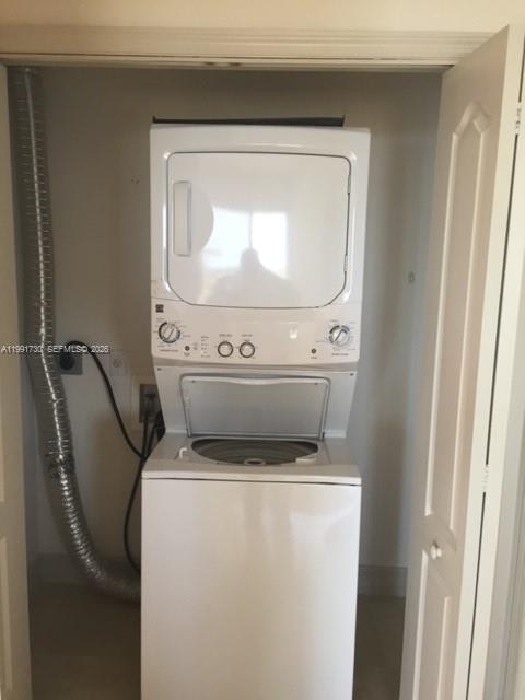 2501 Southwest 37th Avenue, Unit PH1 Miami, FL 33133 - Photo 8 of 18