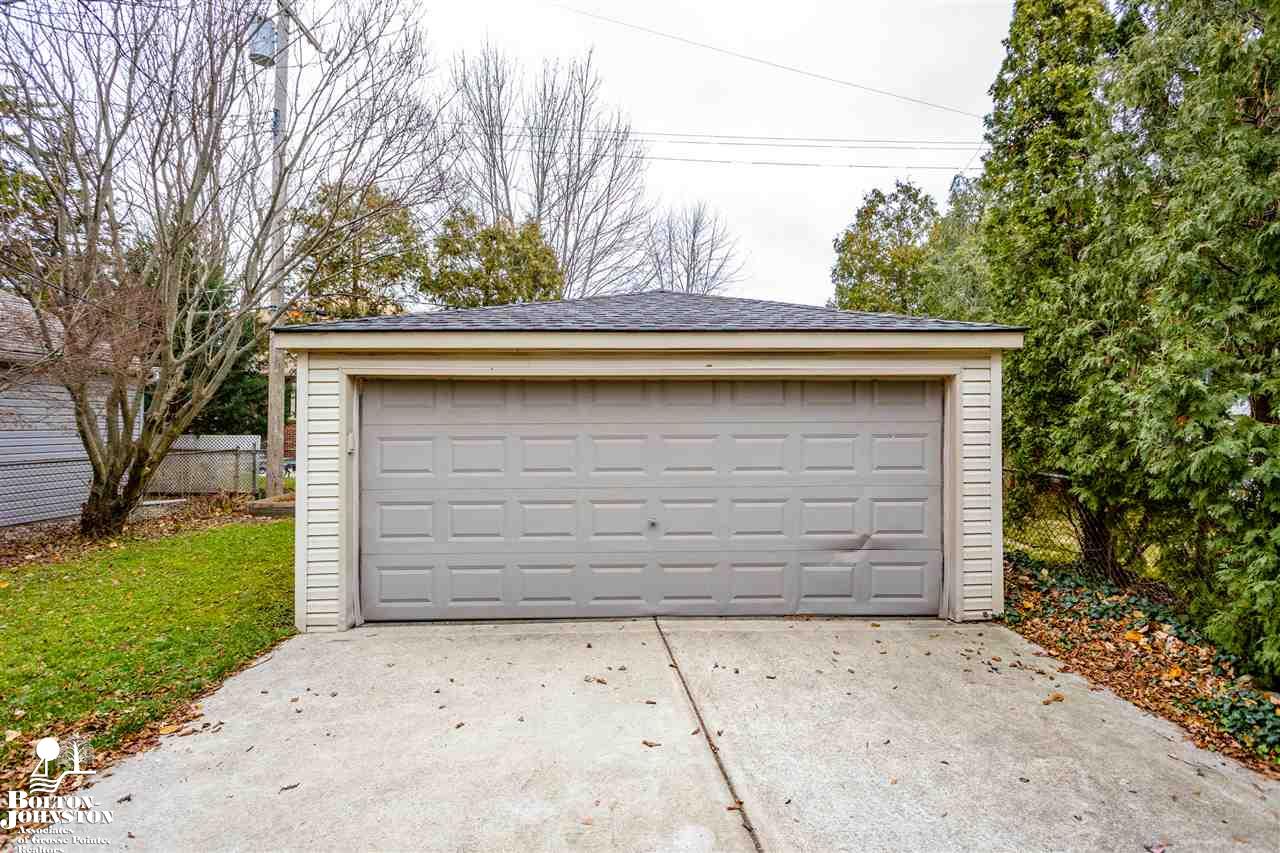 420 Cloverly Road Grosse Pointe Farms, MI 48236 - Photo 36 of 39