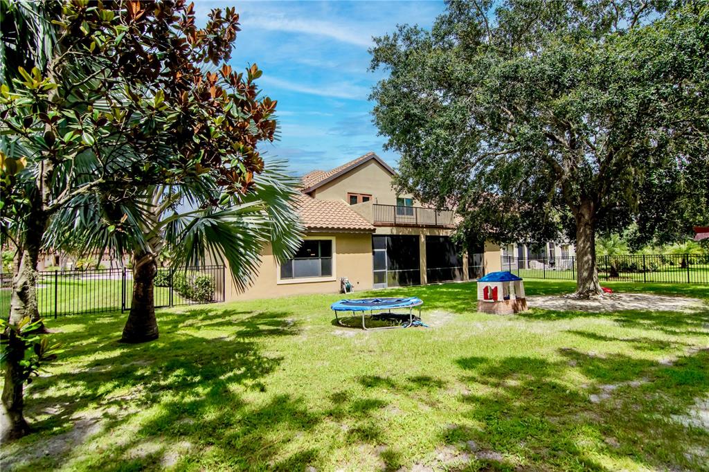 20110 Pond Spring Way Tampa, FL 33647 - Photo 4 of 42