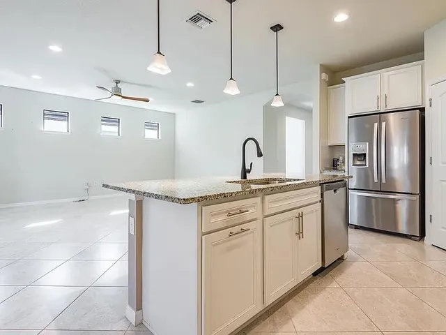 $3,900 | 8196 Hanoverian Drive, Lake Worth, FL 33467