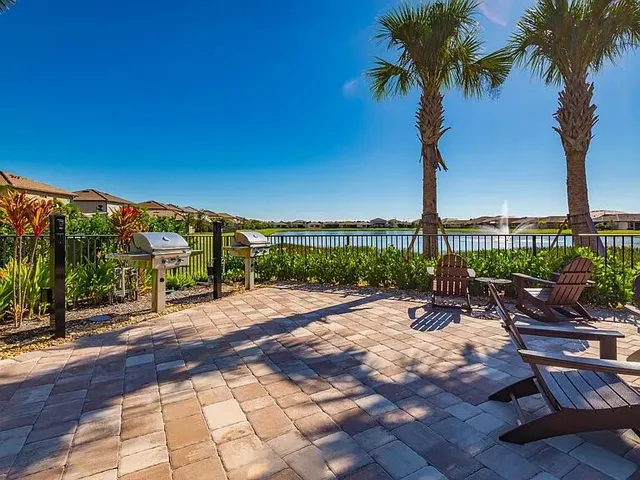 $3,900 | 8196 Hanoverian Drive, Lake Worth, FL 33467