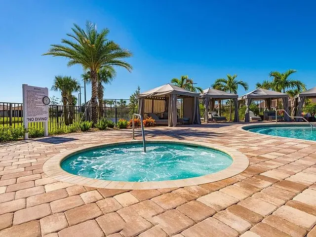 $3,900 | 8196 Hanoverian Drive, Lake Worth, FL 33467