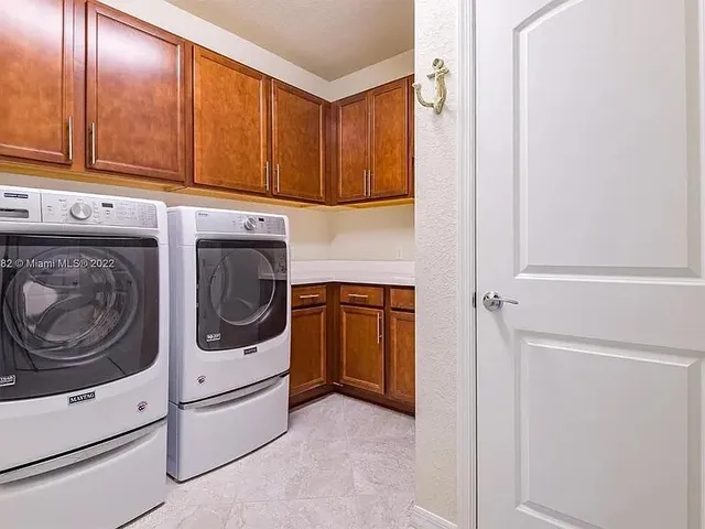 $3,900 | 8196 Hanoverian Drive, Lake Worth, FL 33467