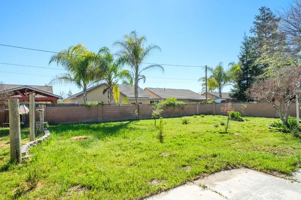 $434,900 | 2791 West Kofoid Avenue, Caruthers, CA 93609