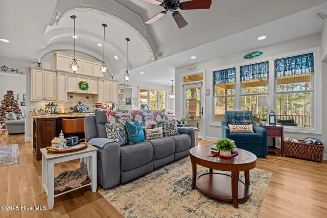 $1,075,000 | 13 Banning Drive, Whispering Pines, NC 28327