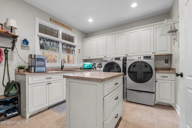 $1,075,000 | 13 Banning Drive, Whispering Pines, NC 28327