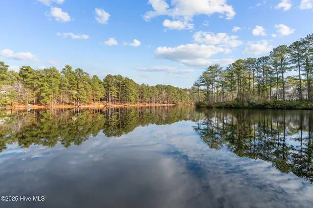 $1,075,000 | 13 Banning Drive, Whispering Pines, NC 28327